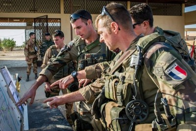 فرنسا مصدر انعدام الأمان في أفريقيا