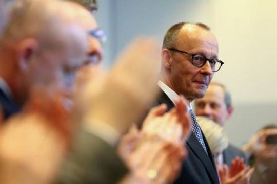 هل انتهى شهر عسل ميرتس؟